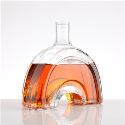 Ampolla de vidre de brandi de licor amb volta