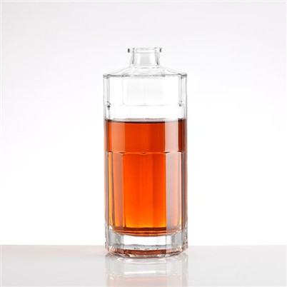 Ampolla de vidre de vodka buida de 500 ml